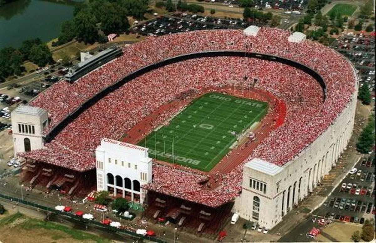 Horseshoe stadium